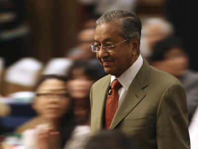 No early Lanka presidential poll: Maithripala Sirisena