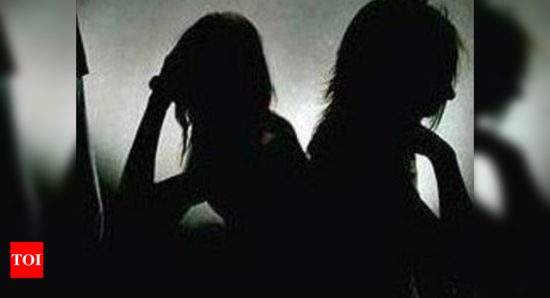 Two Trafficked Bengal Girls Rescued From Station Delhi News Times