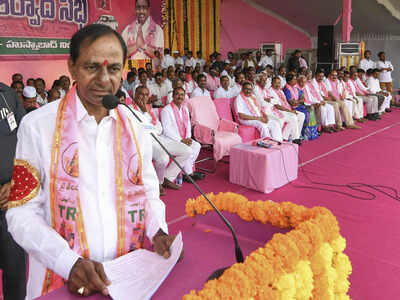 Congress mounts pressure on EC to spoil KCR poll plan