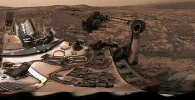 NASA's Curiosity rover captures panoramic view of dusty Martian skies