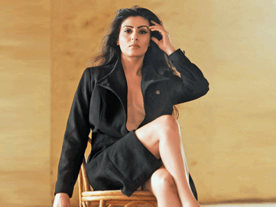 Ashlesha Savant strikes a bold pose