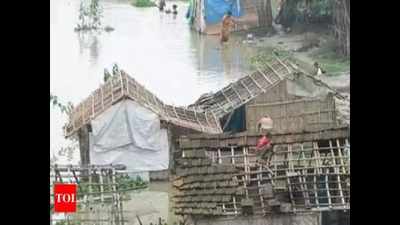 Bengal: 2 Malda villages face Ganga erosion threat