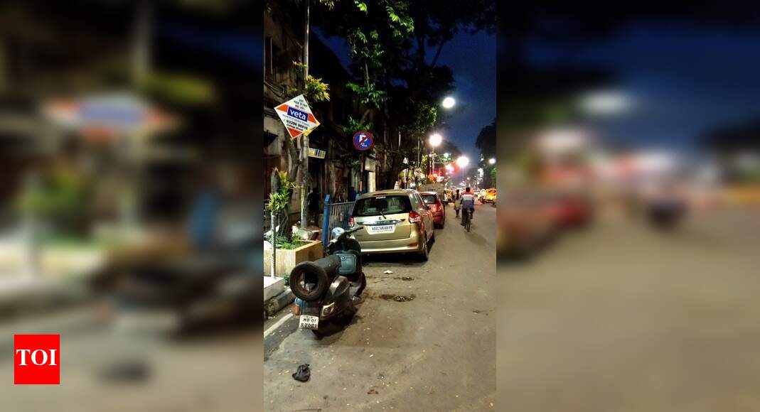 Illegal Parking, Amherst Street Times of India