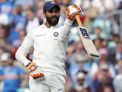 India vs England: All-rounder Jadeja shines but Cook and Root dig in as England gain upper hand