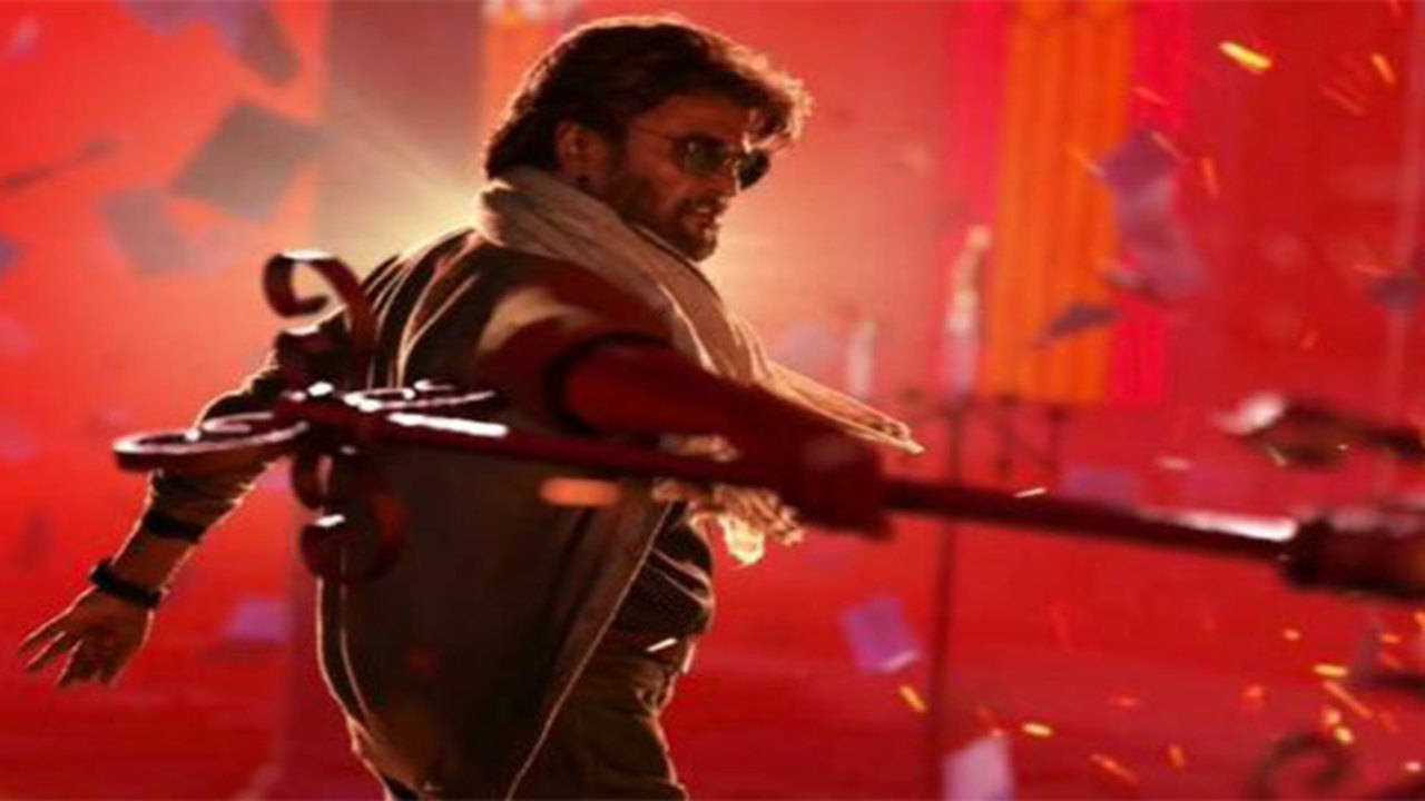 Petta rajini cheap stills