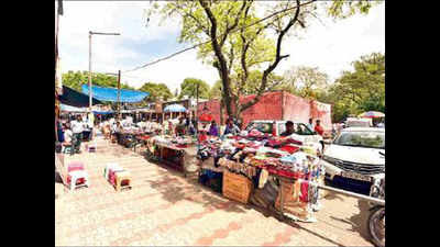 Chandigarh: Street vendors start killing Sector 19 market