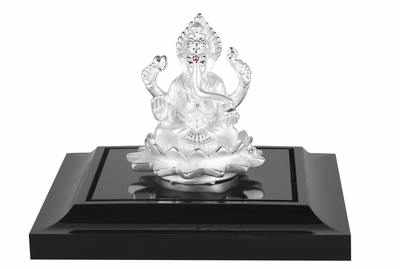 5 miniature Ganesha idols you can buy online