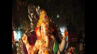 Demand for priests high not only in city but also overseas for Ganesh fest