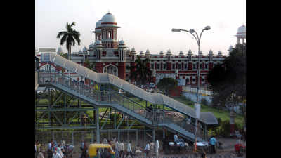 New bridge at rly stn to have ramp, handle bar for disabled