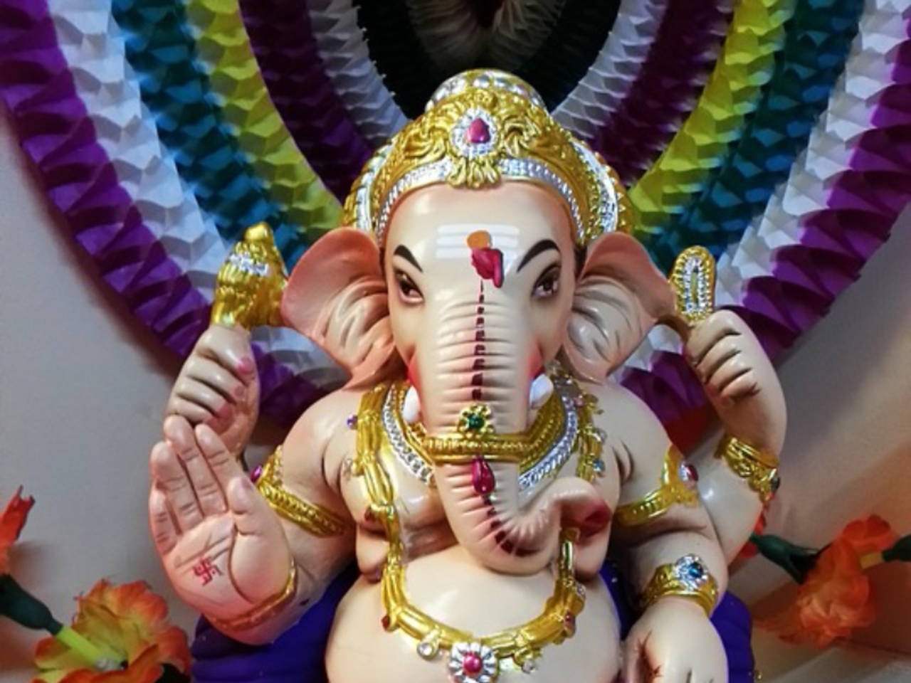 8+ Easy Ganesh Chaturthi Decoration Ideas for Your Abode