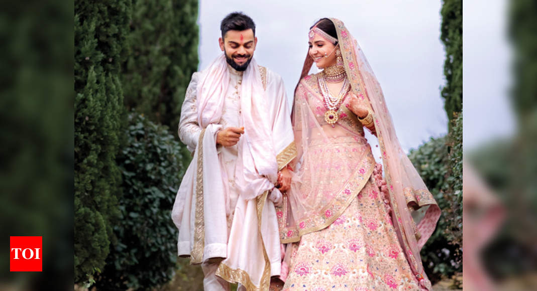 Brides-To-Be, Take Cues From Anushka Sharma's Pale Pink Renaissance  Embroidery Wedding Lehenga | HerZindagi