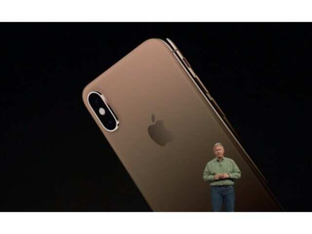 Apple slips on launching new phones with few changes Apple slips on launching new phones with few changes
