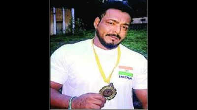 Driver in health dept wins gold in national powerlifting championship