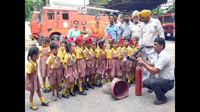 Tiny tots learn firefighting skills