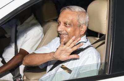 Parrikar may continue as allies fight over temporary charge