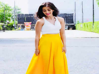 Video: Sayantika Banerjee joins the ‘Hobe Re Hoichoi’ bandwagon