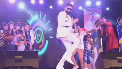 A power-packed musical evening with singer Navraj Hans in Lucknow