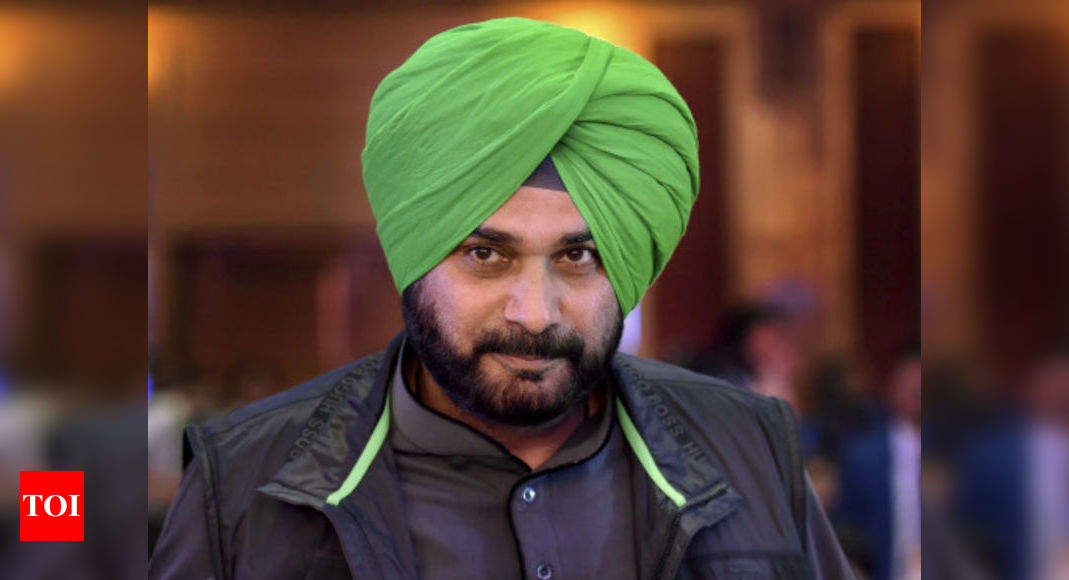 Did Sushma Swaraj pull up Navjot Singh Sidhu for faux pas? | India News ...