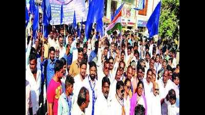 Dalit forums take out a massive rally in Hubballi