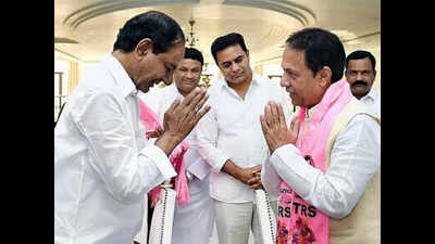 TRS leader Suresh Reddy's name surfaces in Congress office-bearers list