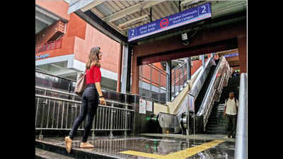 Delhi Metro gets quick fix on escalator snags