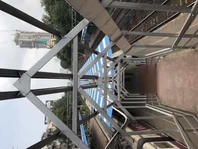 A Roofless Railway - Times of India