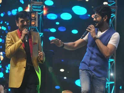 Photo: Prosenjit shares the stage with father Biswajit Chatterjee