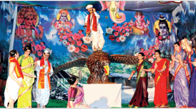 Jivant dekhavas attract viewers for Ganeshotsav