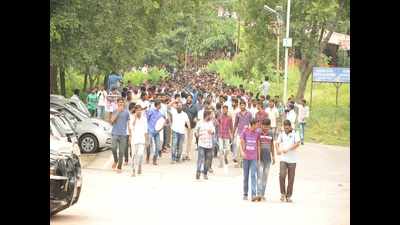 Osmania University students hold rally in support of Nalgonda couple