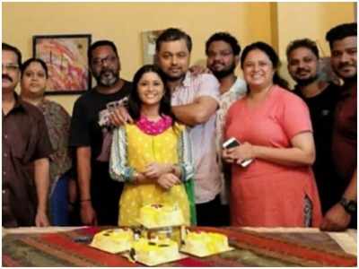 Team Tula Pahate Re celebrates after topping TRP charts; See pics