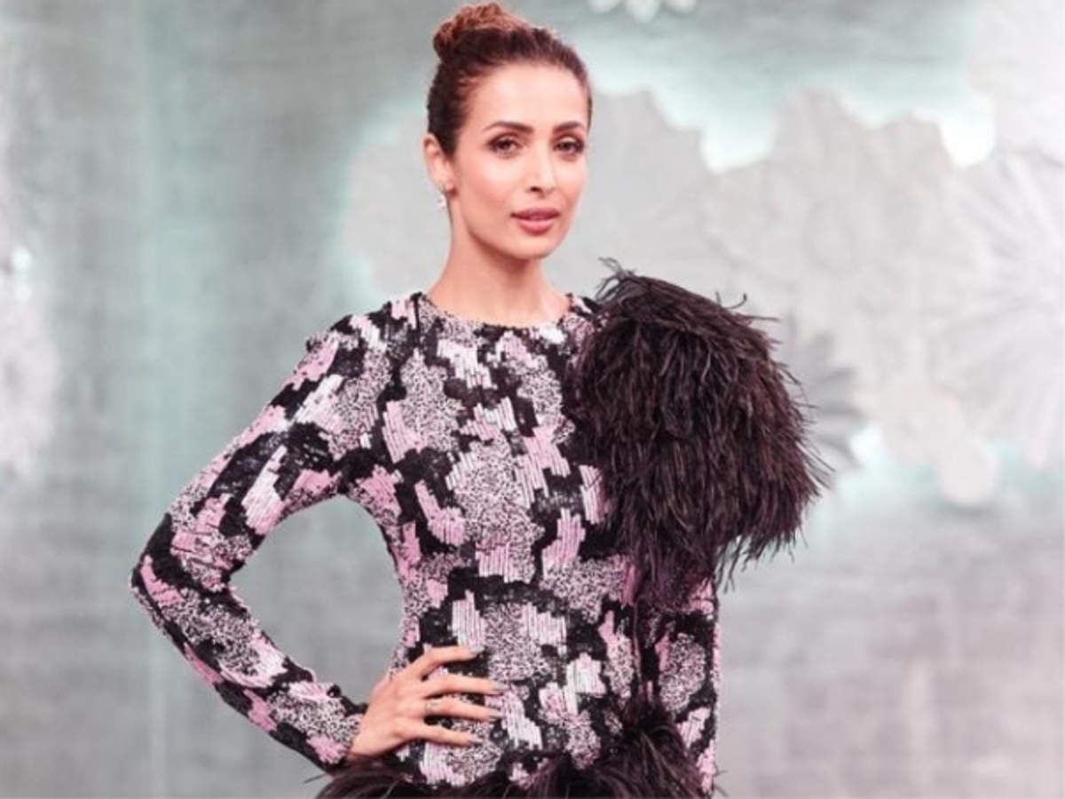 Only Malaika Arora could have pulled off this 'OTT' outfit! 