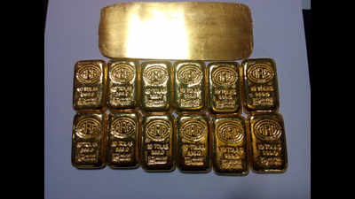 DRI sleuths recover gold worth Rs 47 lakh, nab two including airport staff