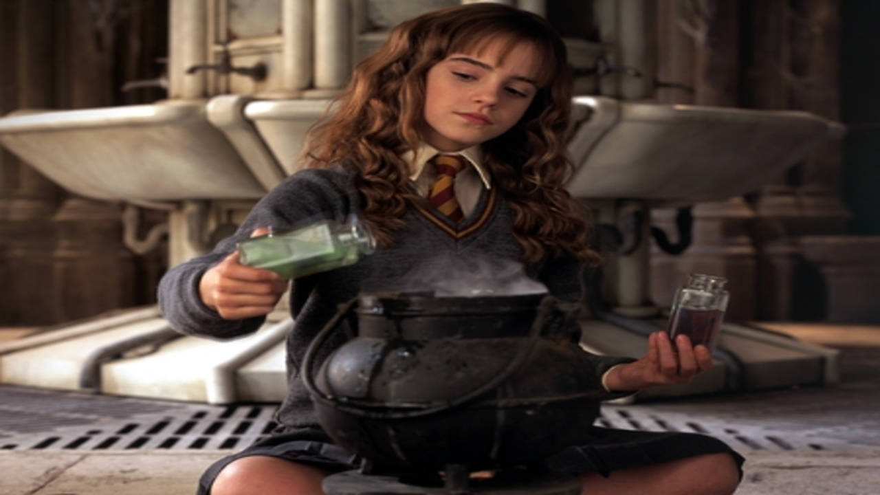 How to Pronounce Hermione's Name - JK Rowling Says This Is How You  Pronounce Hermione's Name