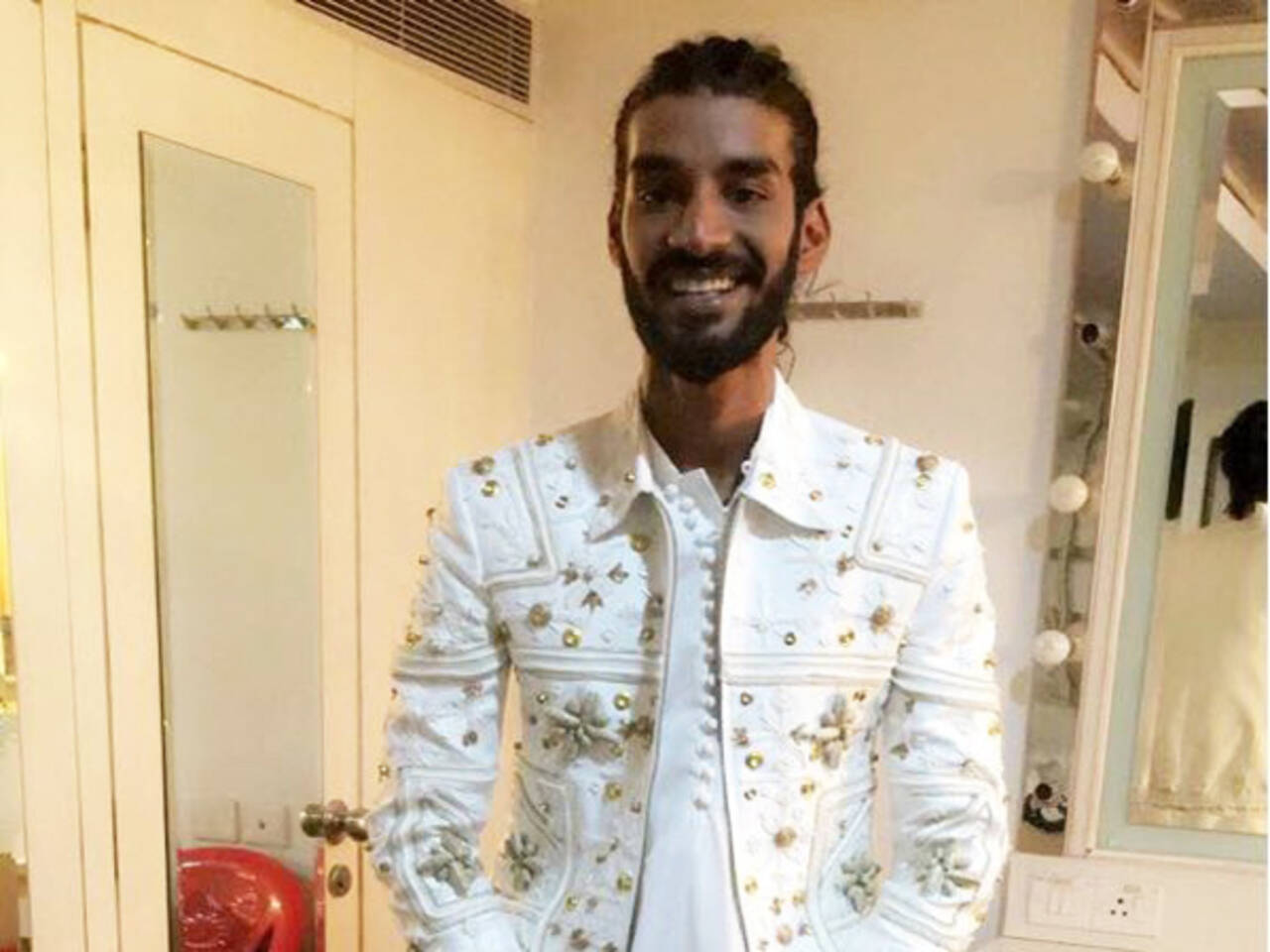 Jaipur beatboxer Divyansh Kacholia makes it to the finale of Dil Hai Hindustani-2 - Times of India Jaipur beatboxer Divyansh Kacholia makes it to the finale of Dil Hai Hindustani-2 - Times of India