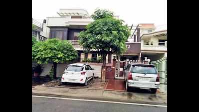 Owners away, burglars target Kavi Nagar homes