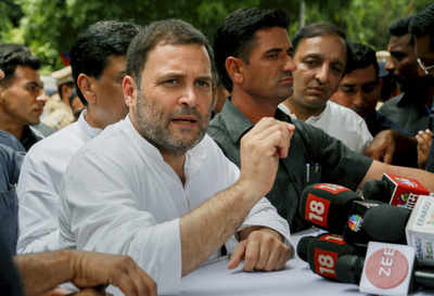 Hollande’s remark shows PM is lying on Rafale deal, says Rahul