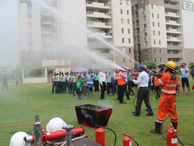 New Gurgaon residents participate in fire mock drill