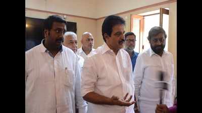 Karnataka: Congress warns 'disgruntled' party MLAs