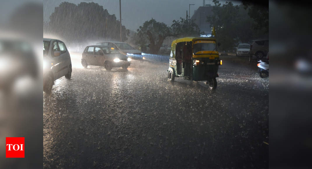 Punjab rain: Rains continue to lash Punjab, govt issues red alert ...