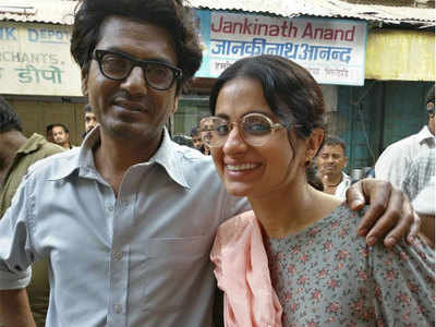 Rasika Dugal receives high praise from B-town for her work as Safia Manto