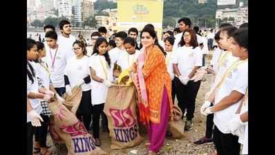 BMC, activists and NGOs team up to clear beaches within hours of visarjan