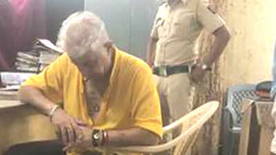 Actor Dalip Tahil arrested for drunk driving
