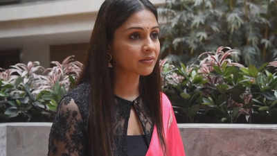Web shows involve a lot of nudity and exposure; I am not comfortable with it: Manasi Salvi