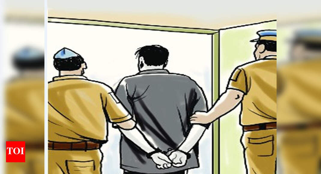 Police Bust Flesh Trade Racket: Police bust flesh trade racket; four ...