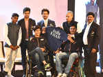 Rao Inderjit Singh, Mariyappan Thangavelu, Deepa Malik, Varun Bhati, Shah Rukh Khan and Devendra Jhajharia 