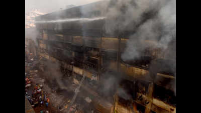 Kolkata: IIT-Kharagpur engineers' team conducts survey of fire-ravaged Bagri Market building