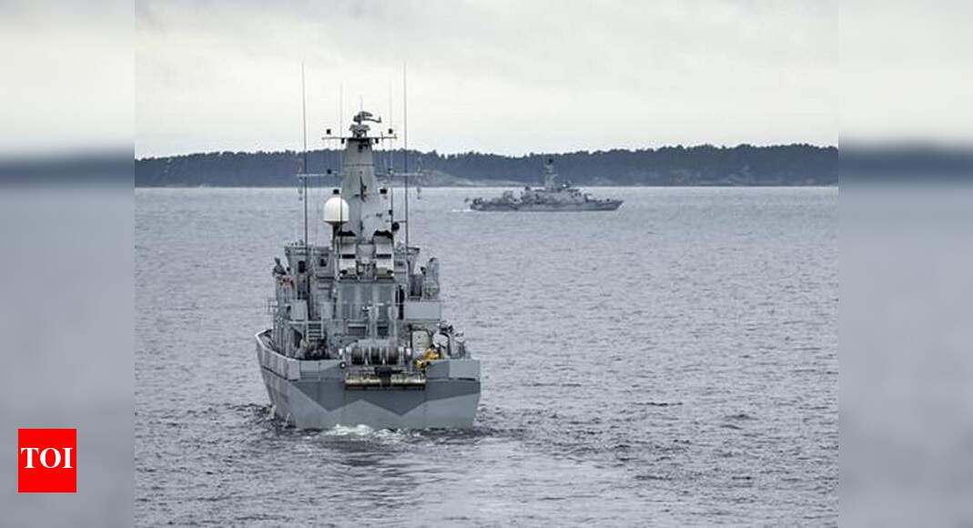 navy minesweeper navy minesweeper