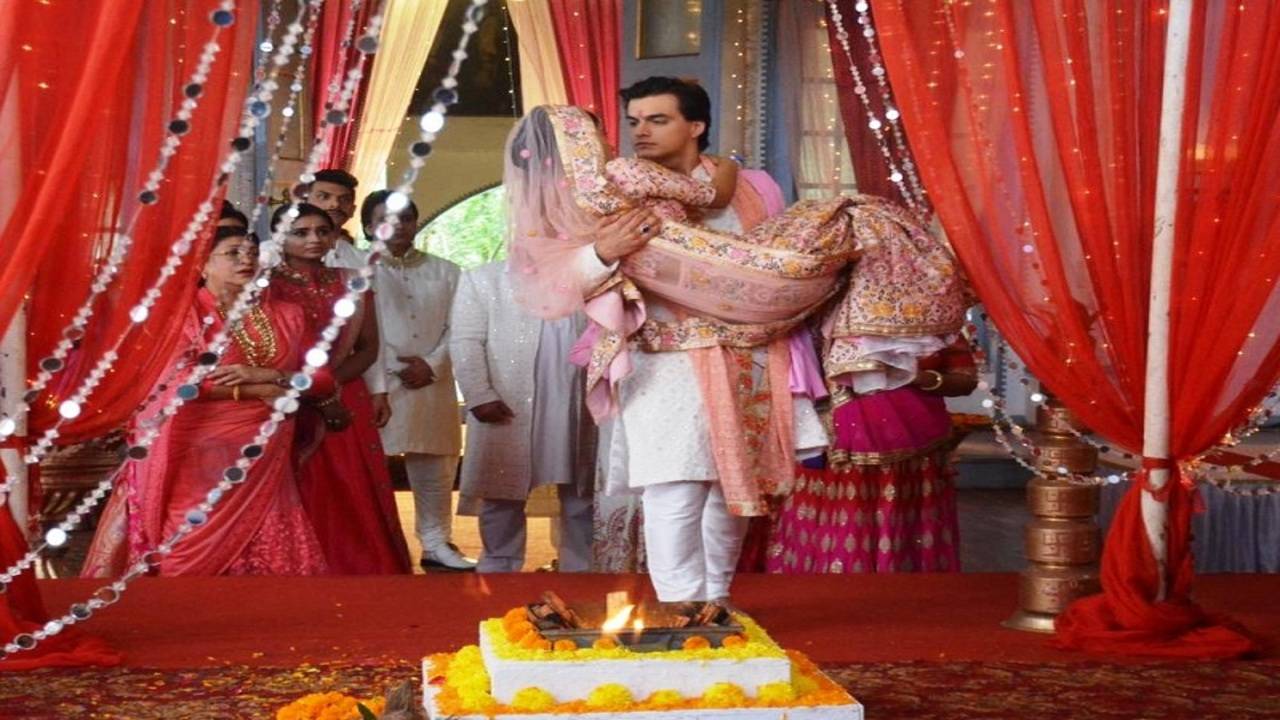 Yeh Rishta Kya Kehlata Hai's Naira and Kartik get married once again; see  first pics - Times of India
