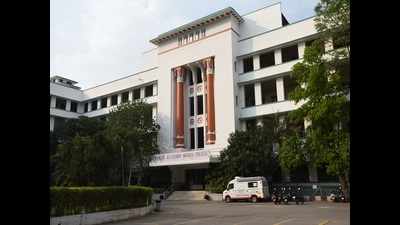 Maharashtra govt set to slap anti-strike law on medical colleges