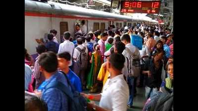 Hindi migrants speaking Marathi rise to 60 lakh